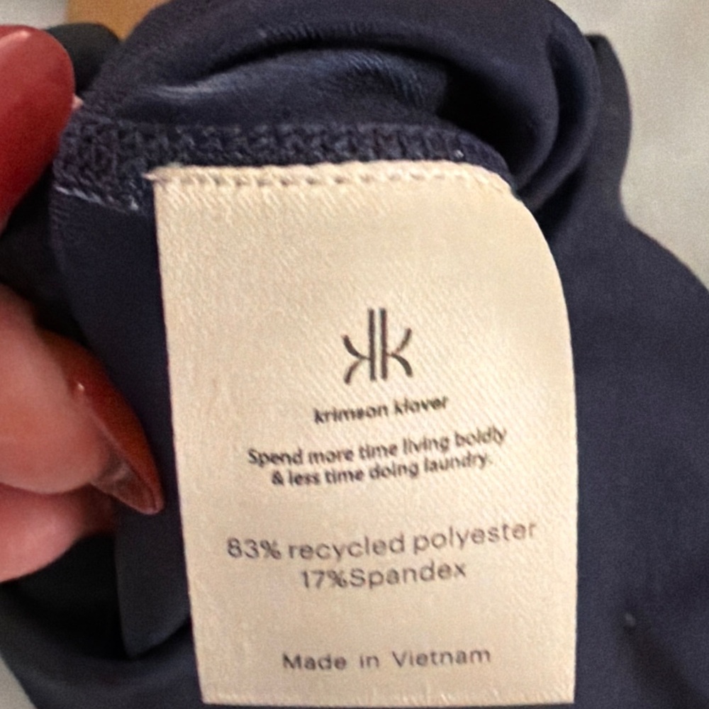 Krimson Klover Neck Gaiter - Picture 4 of 5